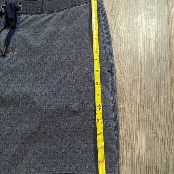 Continue On Garments Men's Grey board shorts size 34 - Picture 4 of 6